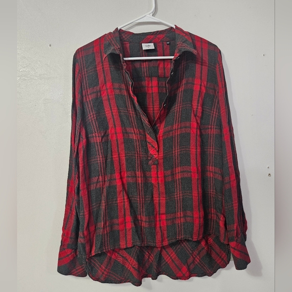 Cabi Red And White Plaid Button V Neck Blouse! - Picture 1 of 5